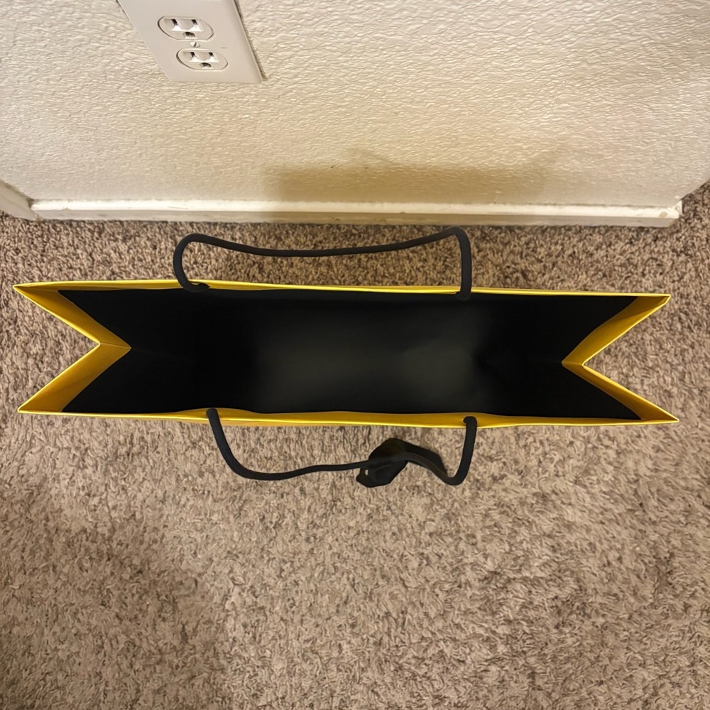 FENDI‎ Roma Yellow Luxury Shopping Bag With Ribbon Large Designer Gift Bag - Picture 3 of 5